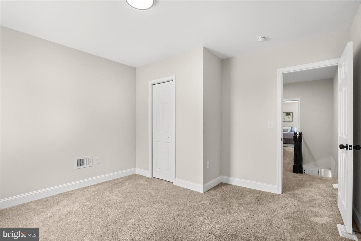 633 E 36th Street photo 29