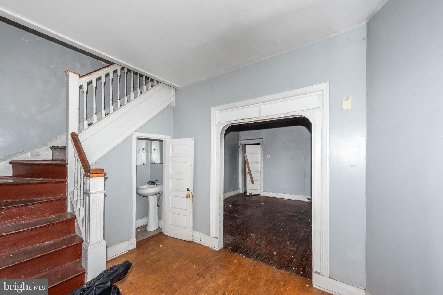 2919 Belmont Avenue photo 3
