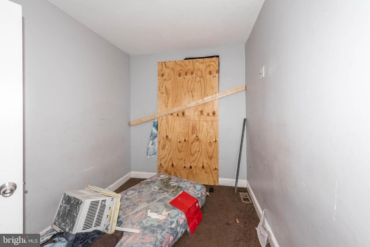 3312 Spaulding Avenue photo 4