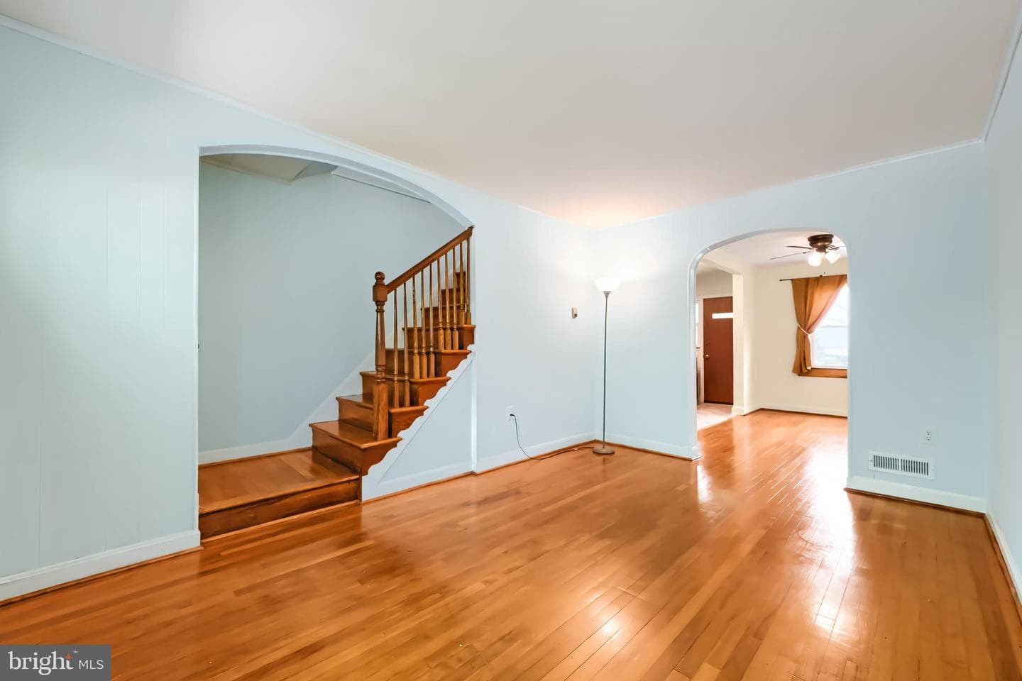1214 Anglesea Street photo 7