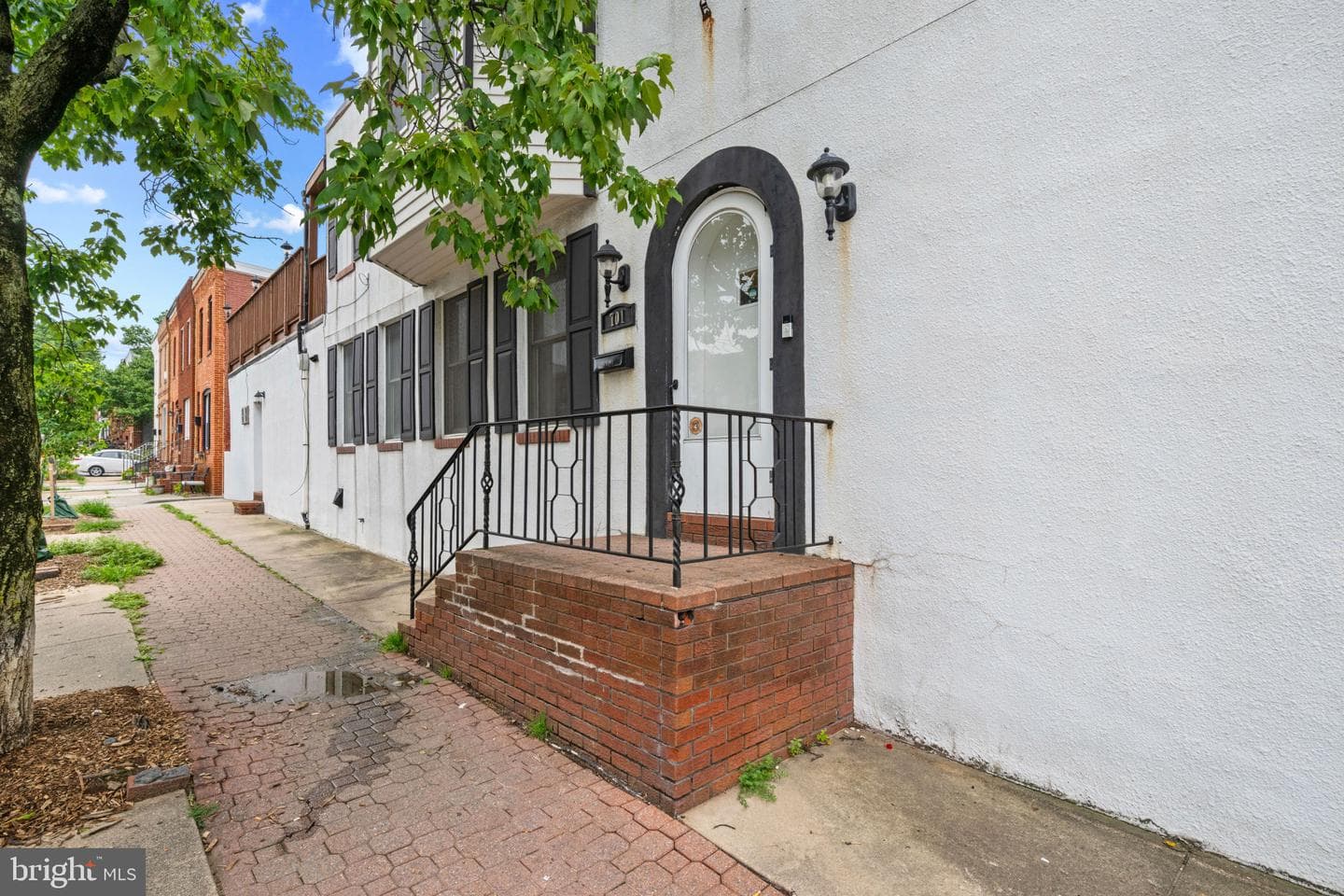 701 S Ellwood Avenue photo 4