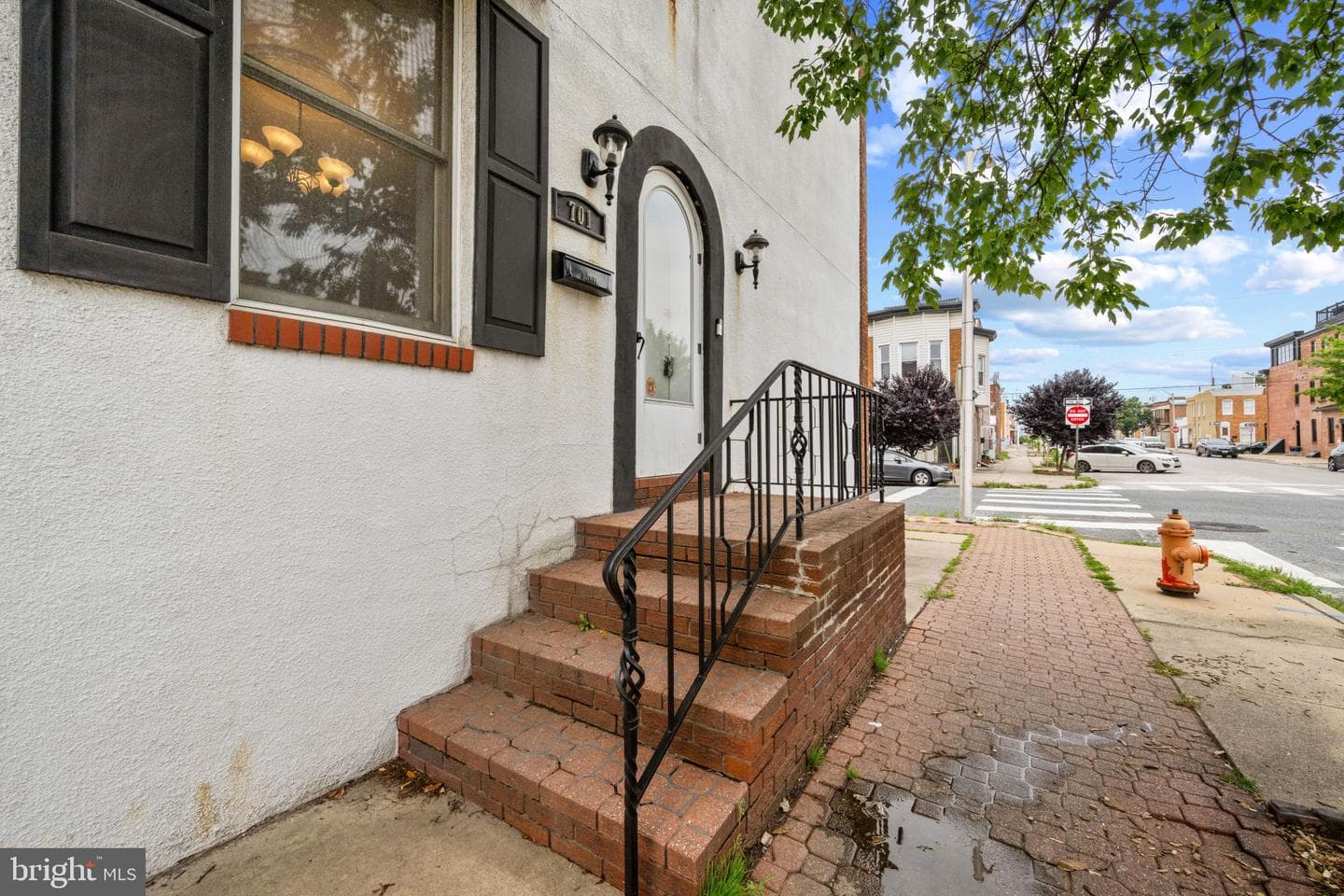 701 S Ellwood Avenue photo 5