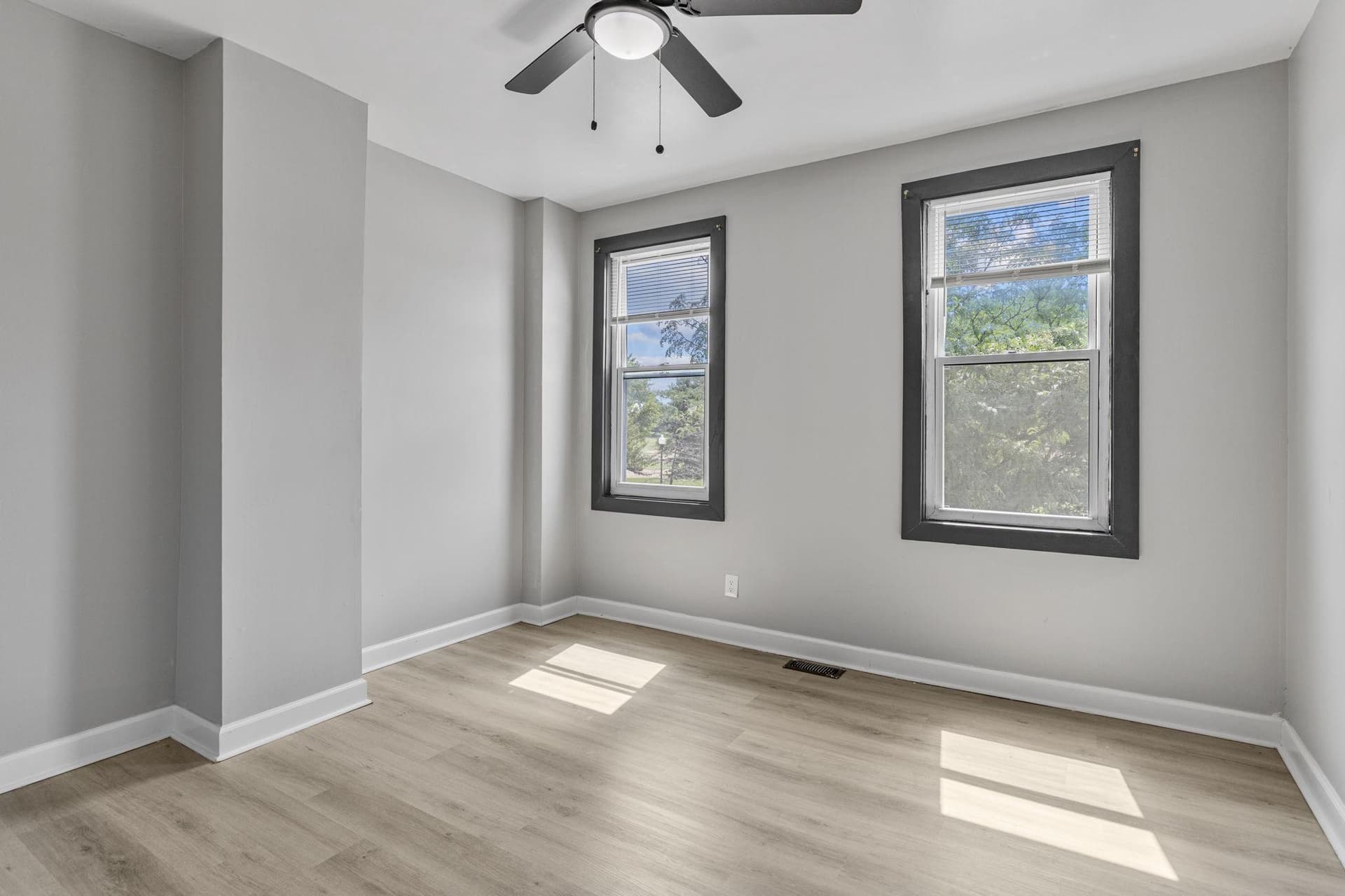 2532 Harford Road photo 12
