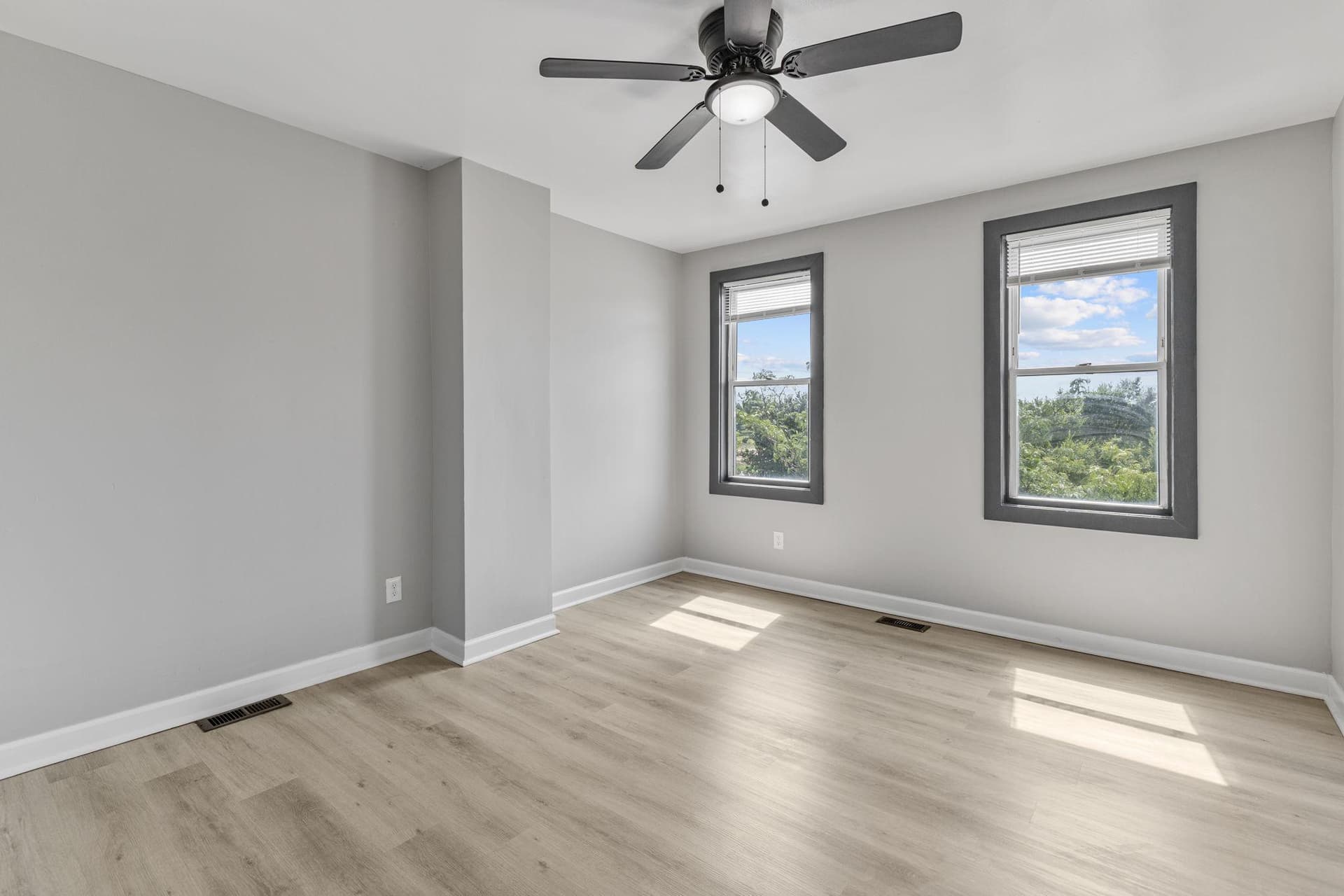 2532 Harford Road photo 20