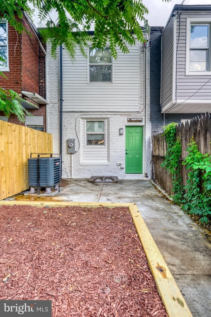 2106 Cliftwood Avenue photo 47