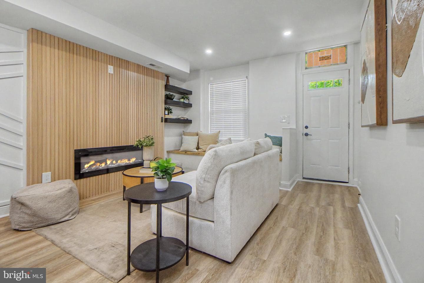 2106 Cliftwood Avenue photo 5