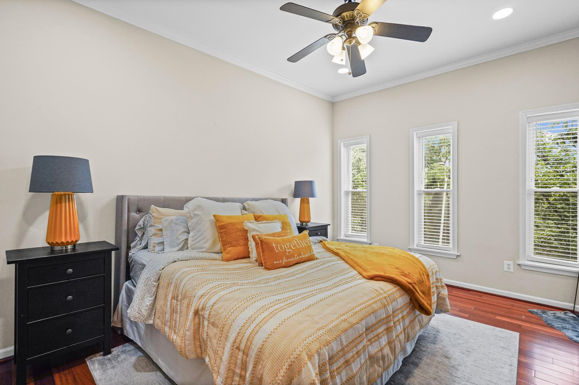 1411 W Ostend Street photo 20