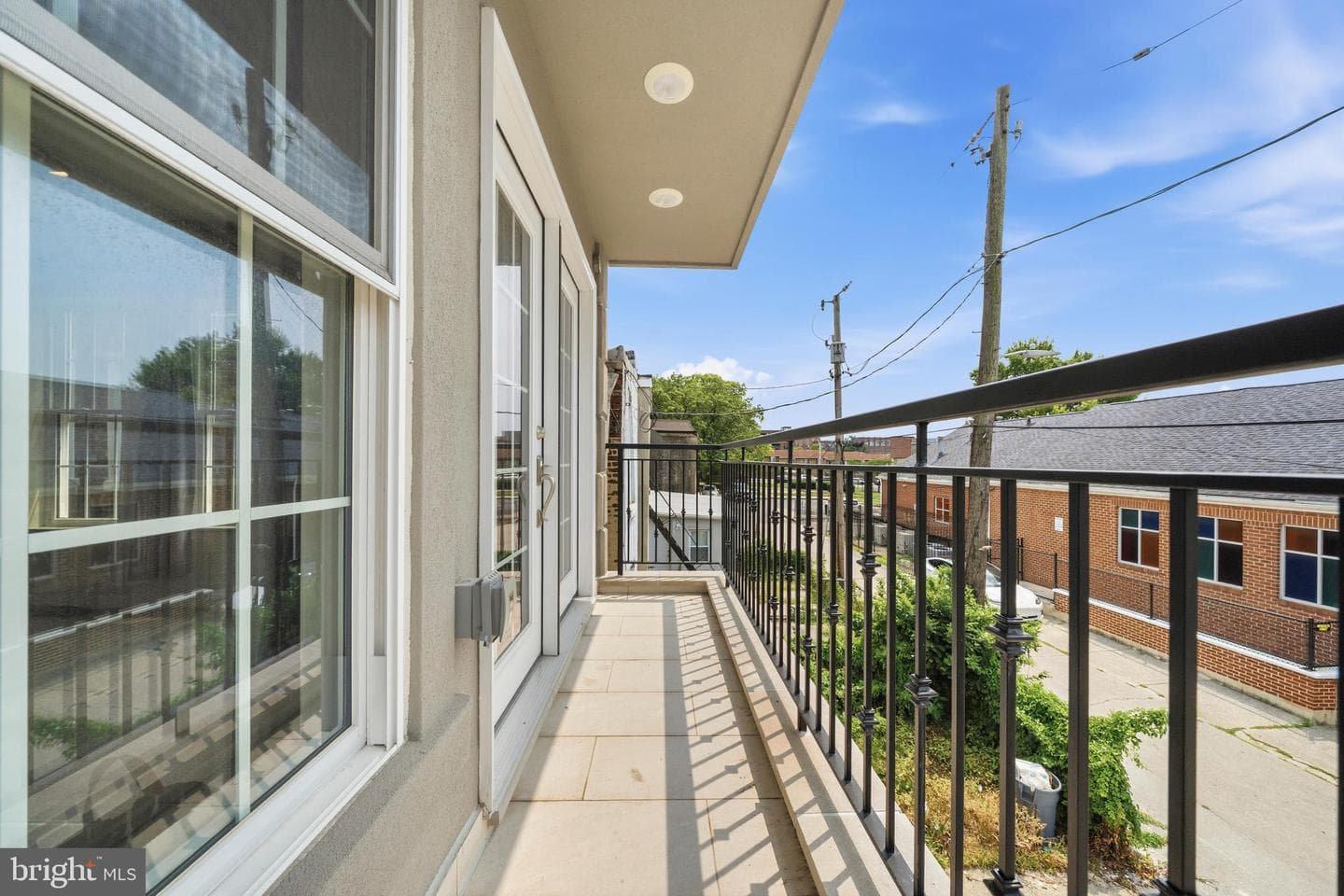 830 N Bond Street photo 30
