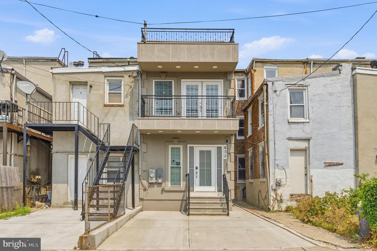 830 N Bond Street photo 36