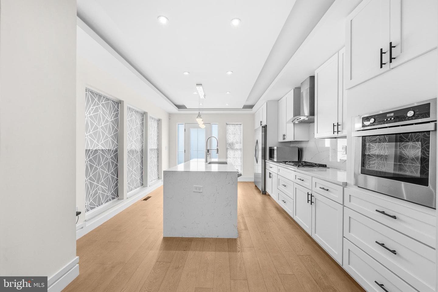 830 N Bond Street photo 6