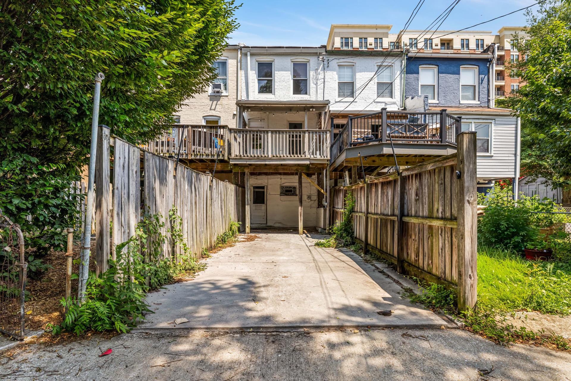 805 W 38th Street W photo 26