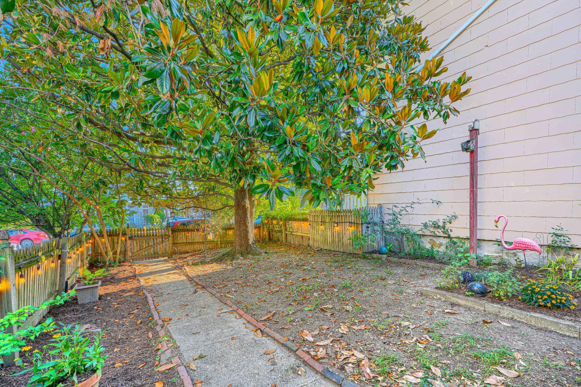 415 E 31st Street photo 29