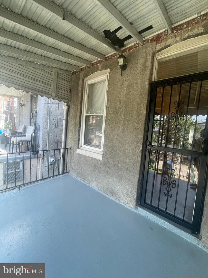 1904 W Lexington Street photo 19