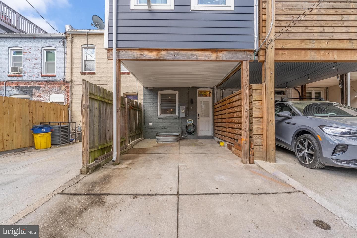 413 S Robinson Street photo 31