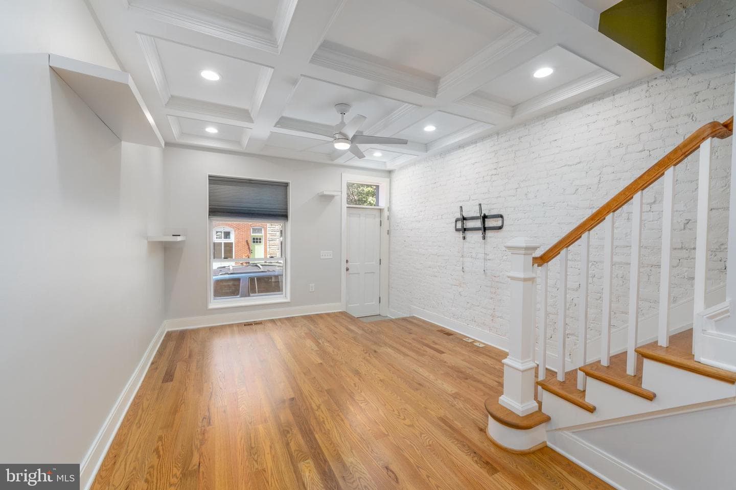413 S Robinson Street photo 9