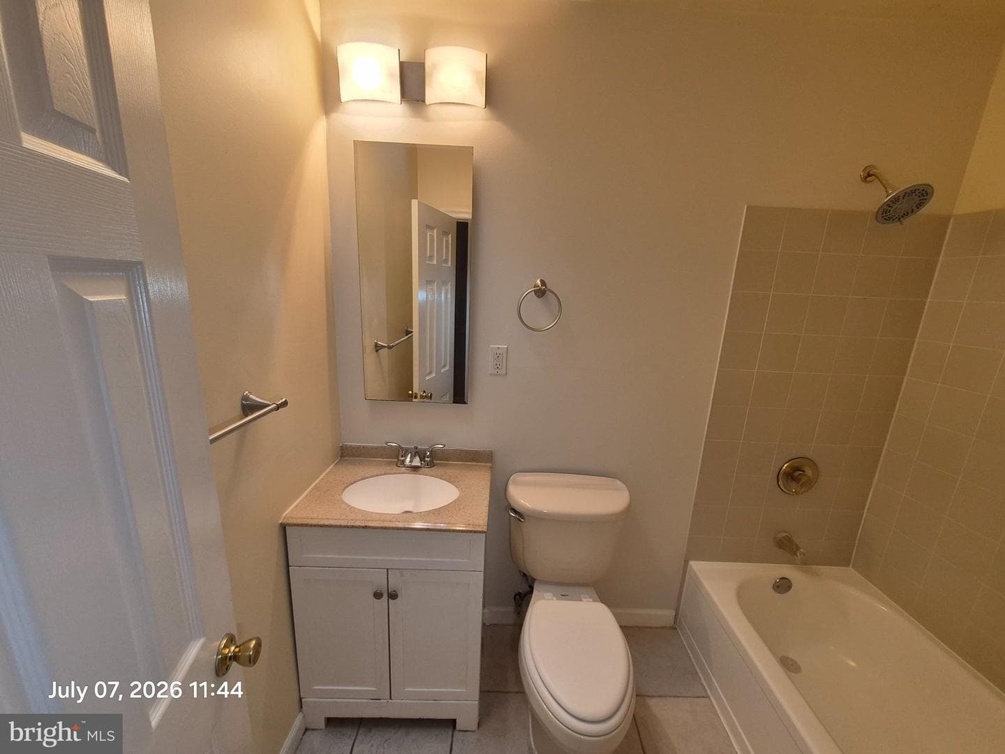 426 N Linwood Avenue photo 16
