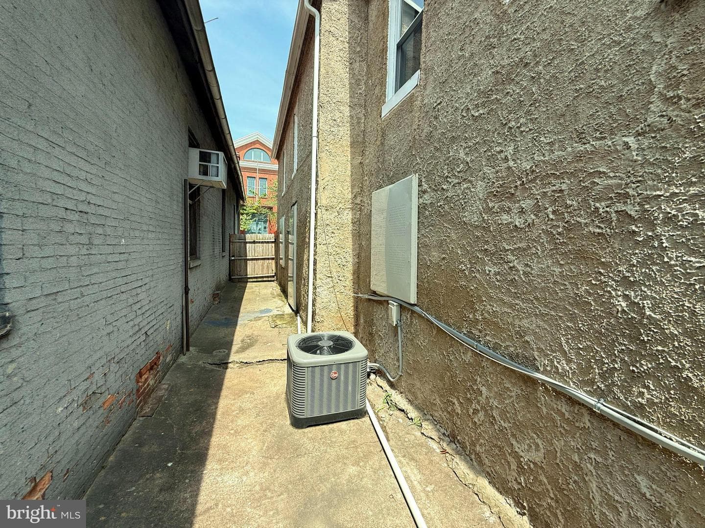1303 Washington Boulevard photo 5