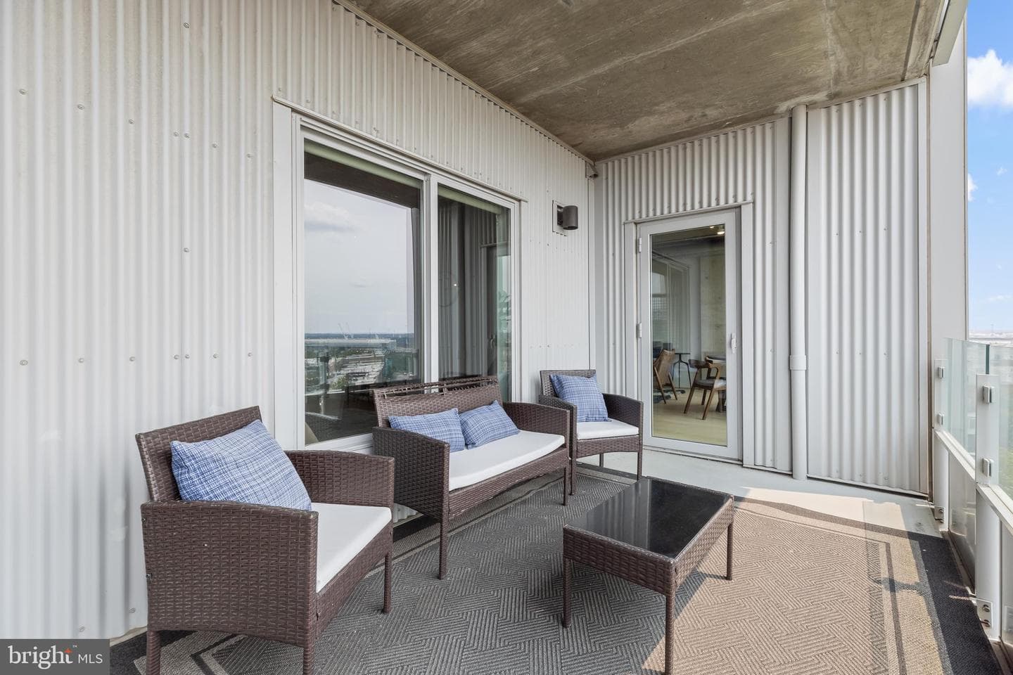 1200 Steuart Street #625 photo 37