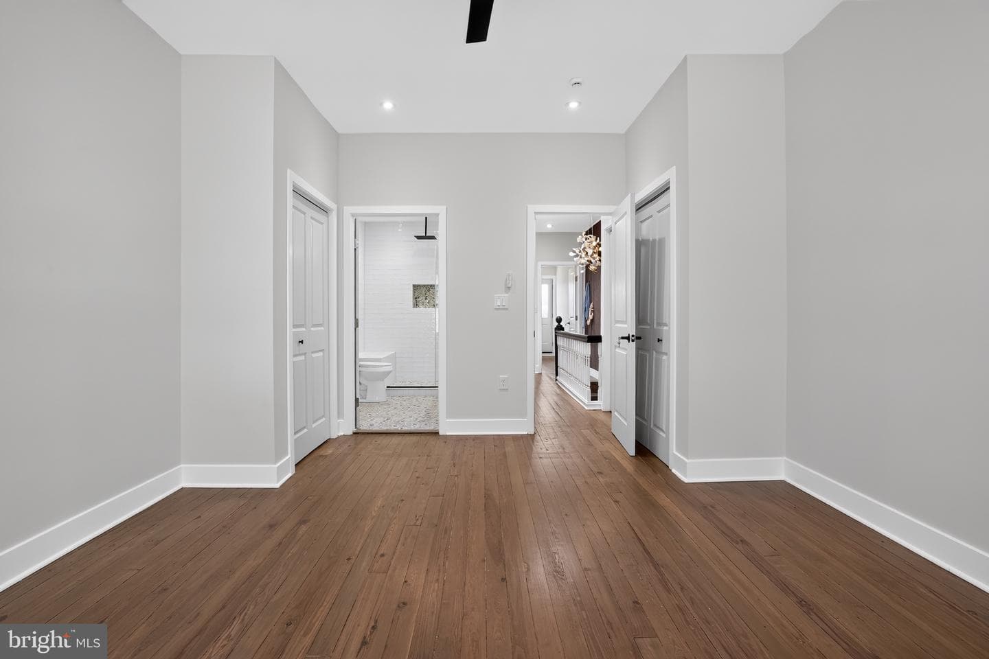 3815 Foster Avenue photo 22