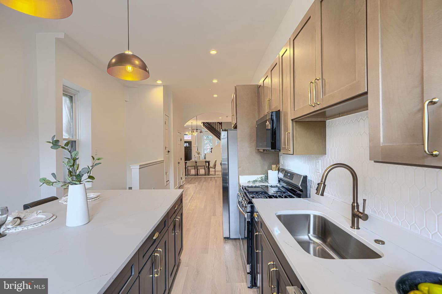 2118 Bolton Street photo 20