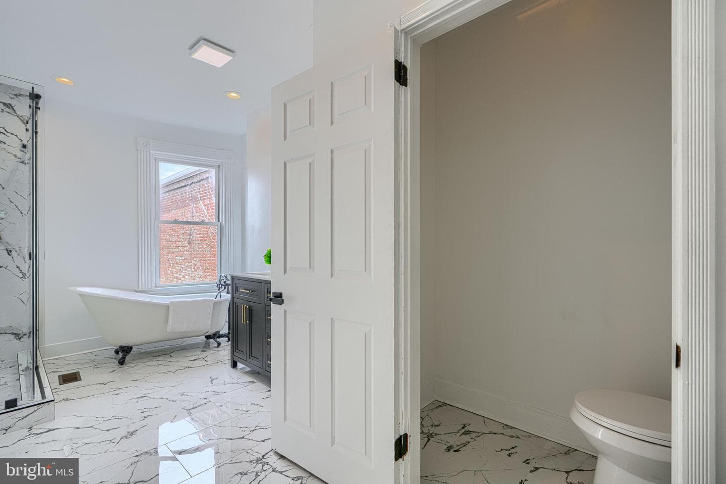 2118 Bolton Street photo 31