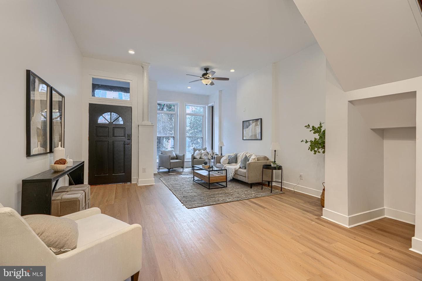 2118 Bolton Street photo 4
