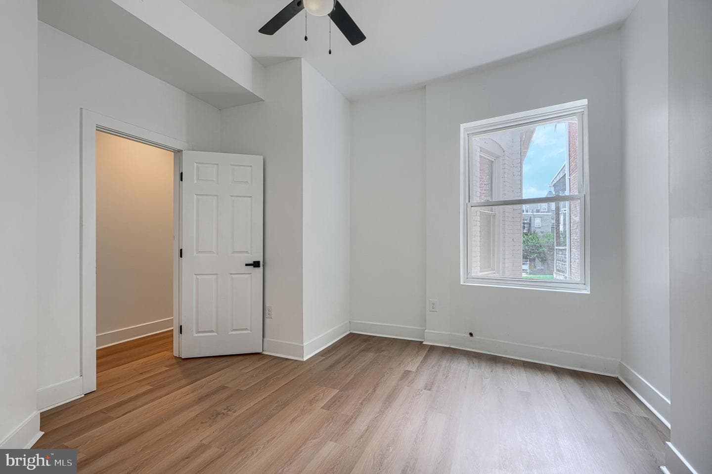 2118 Bolton Street photo 40