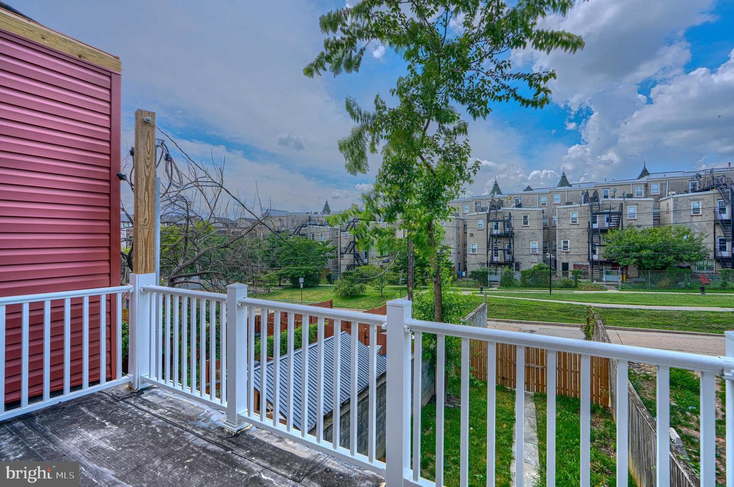 2118 Bolton Street photo 45