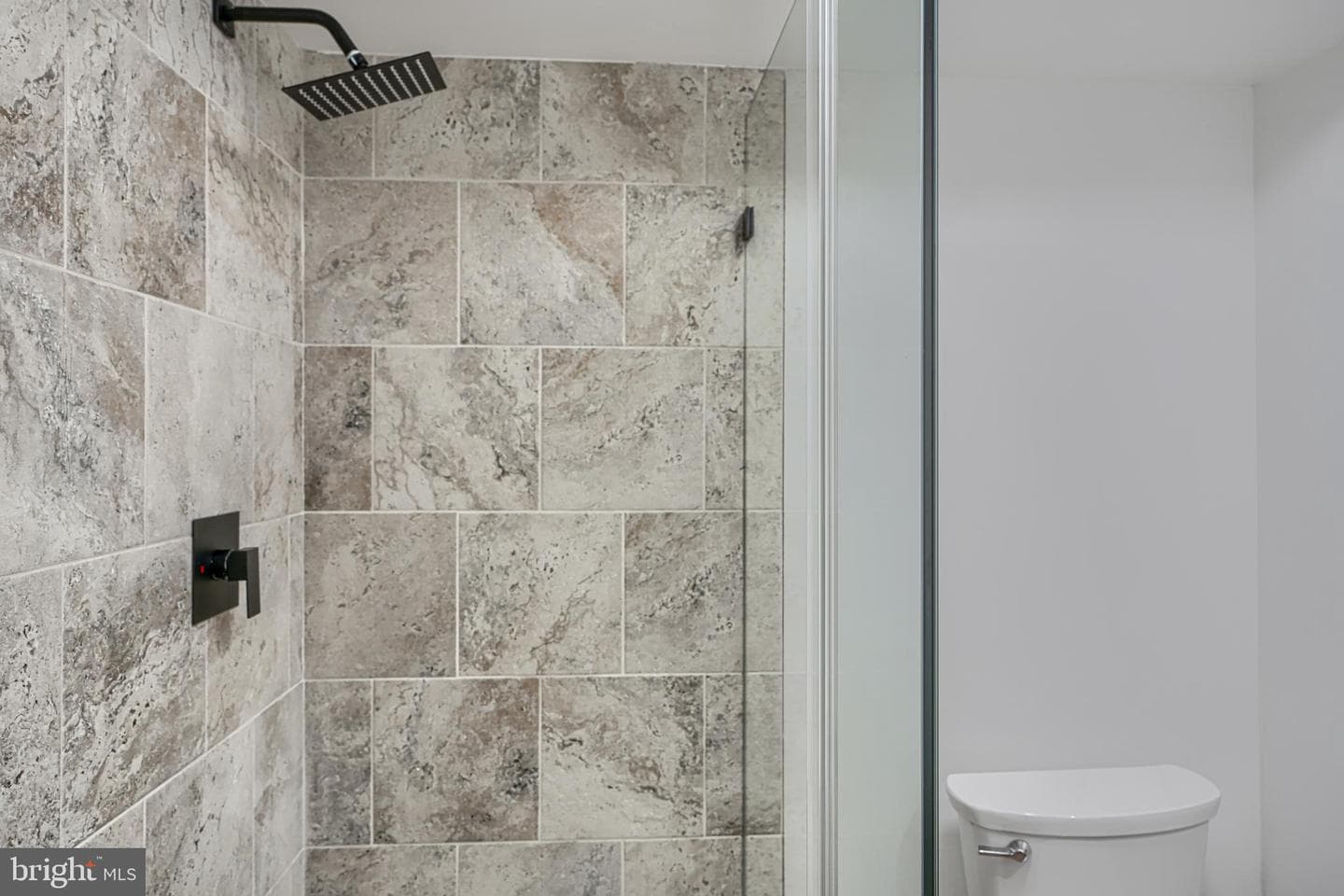 2118 Bolton Street photo 47
