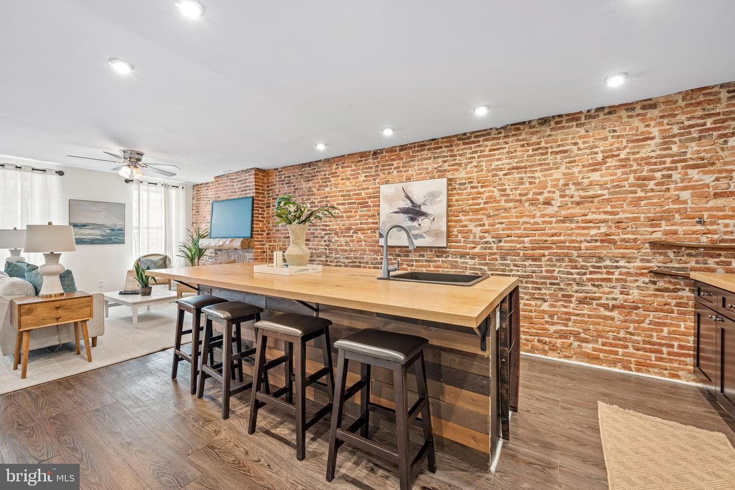 133 N Bradford Street N photo 13