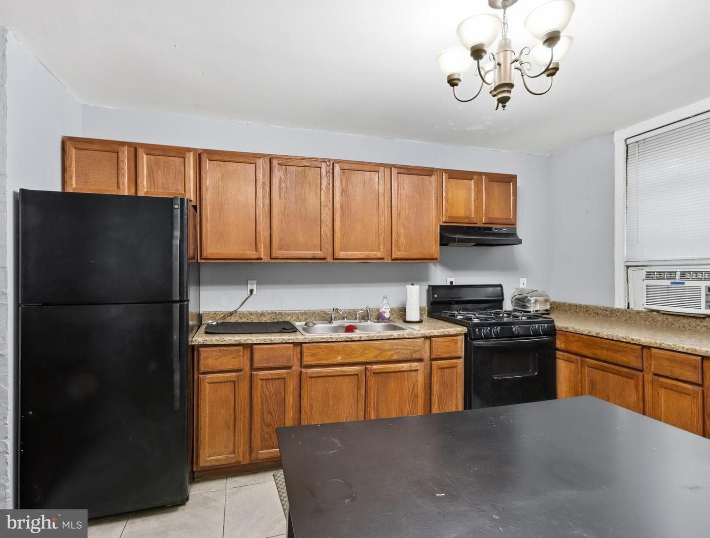 2423 Lauretta Avenue photo 11