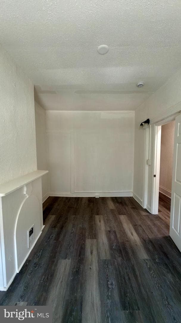 2124 Hollins Street photo 6