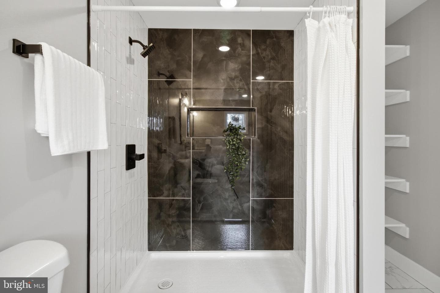 4011 Carlisle Avenue photo 23