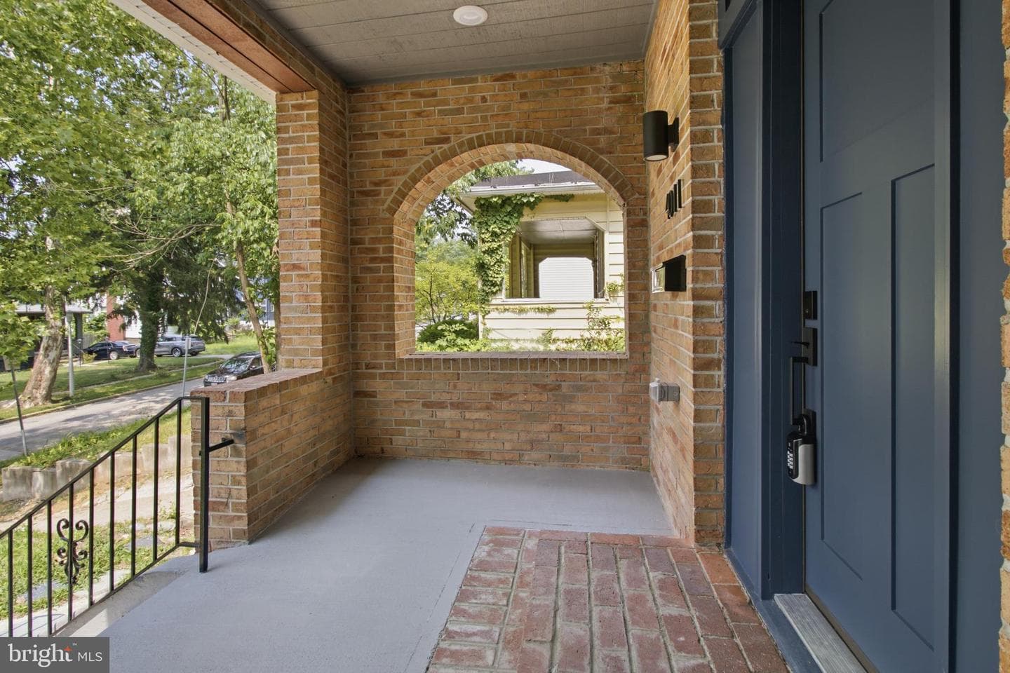 4011 Carlisle Avenue photo 3