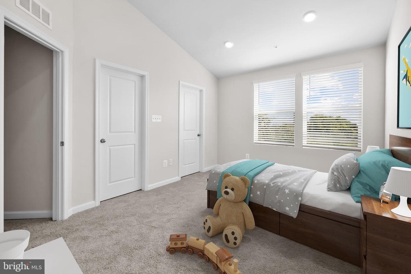 647 Mozart Way photo 25