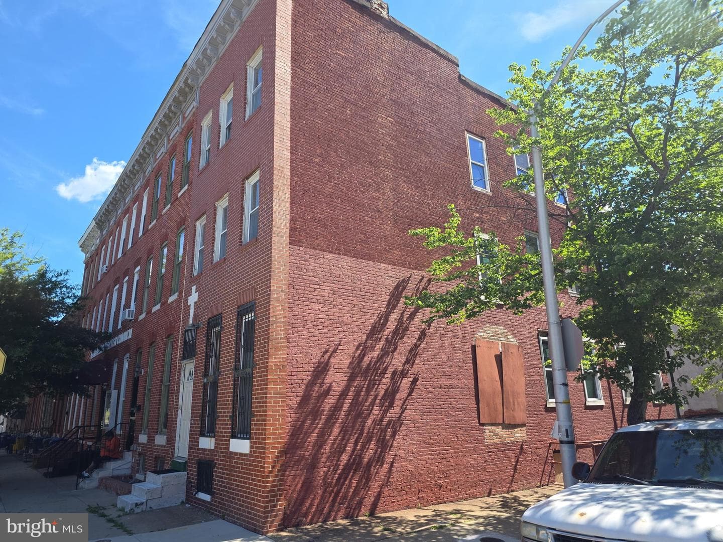 1501 N Eden Street photo 4