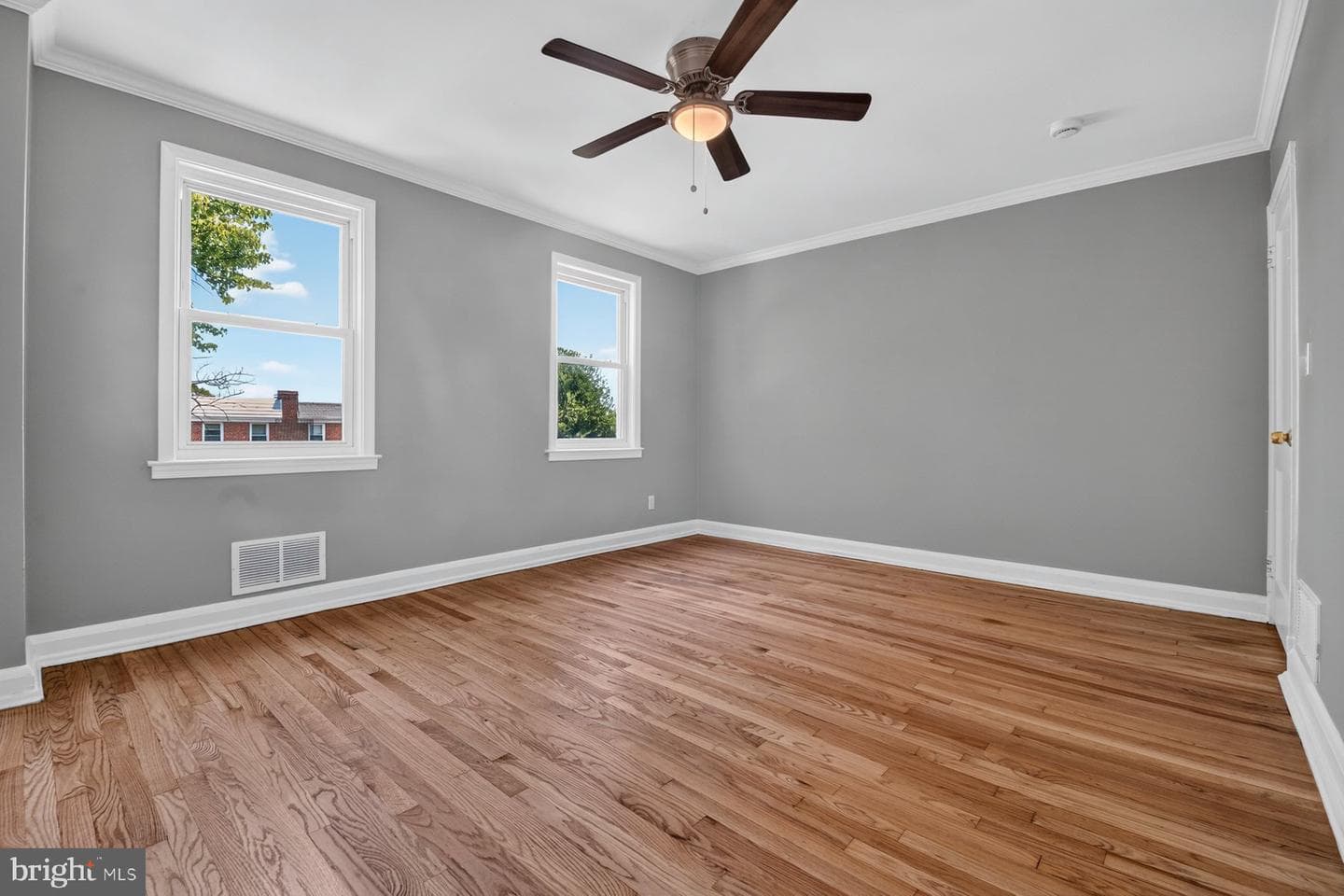 4113 Ardley Avenue photo 9