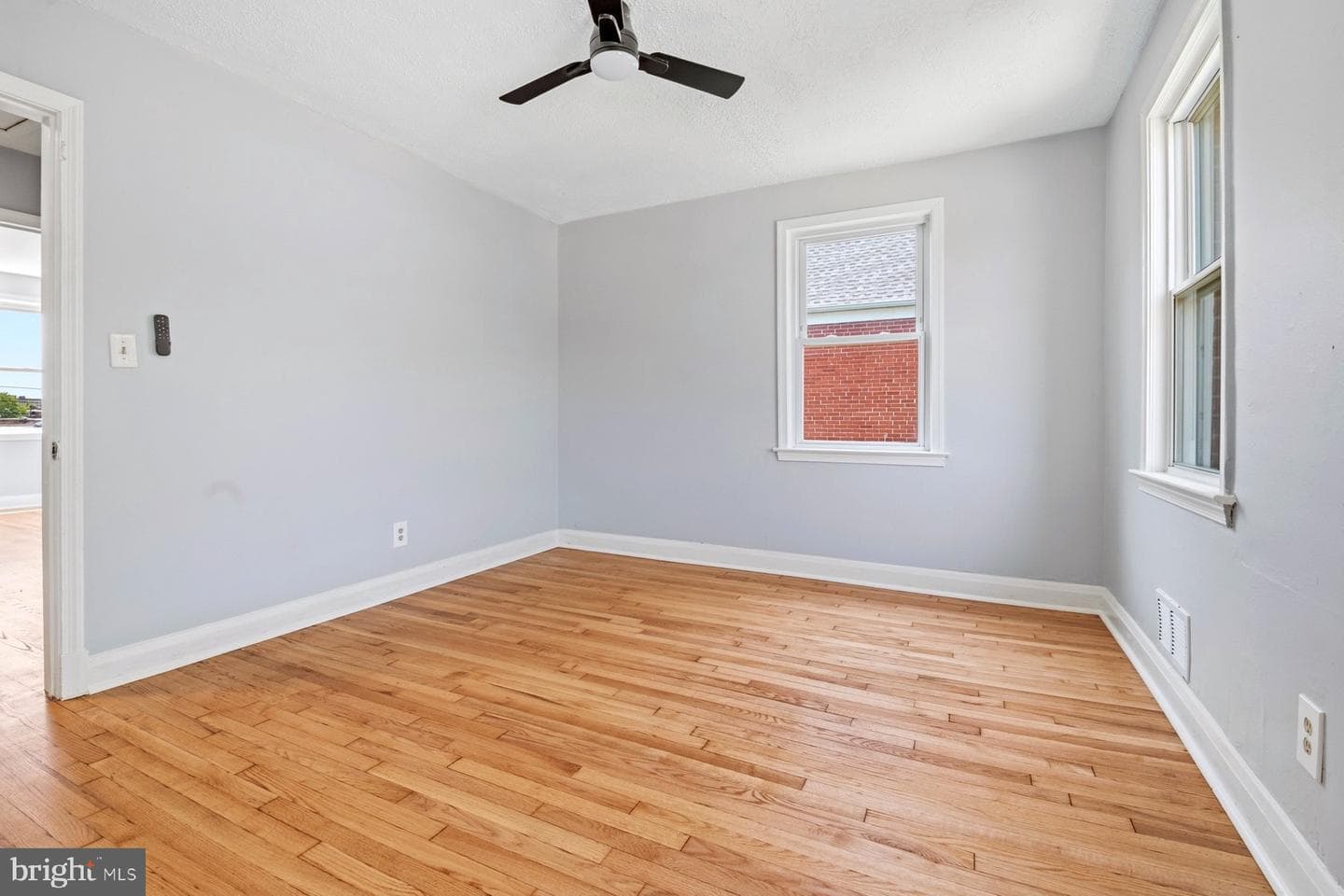 3839 Elmley Avenue photo 12