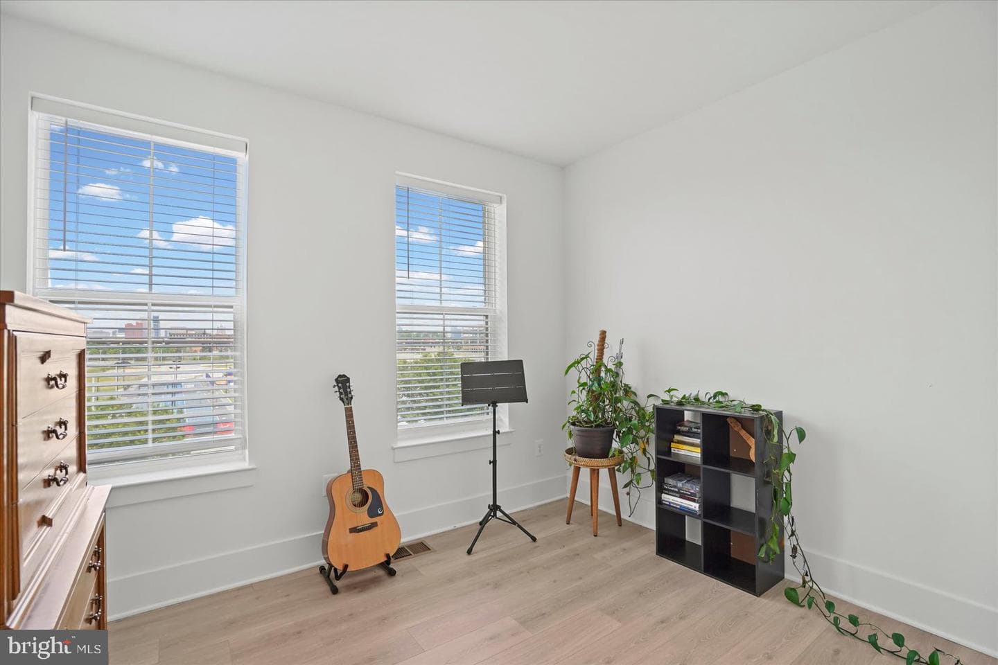 113b E Cromwell Street photo 23