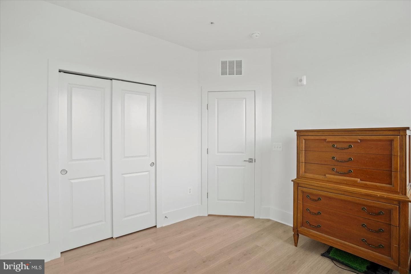 113b E Cromwell Street photo 24