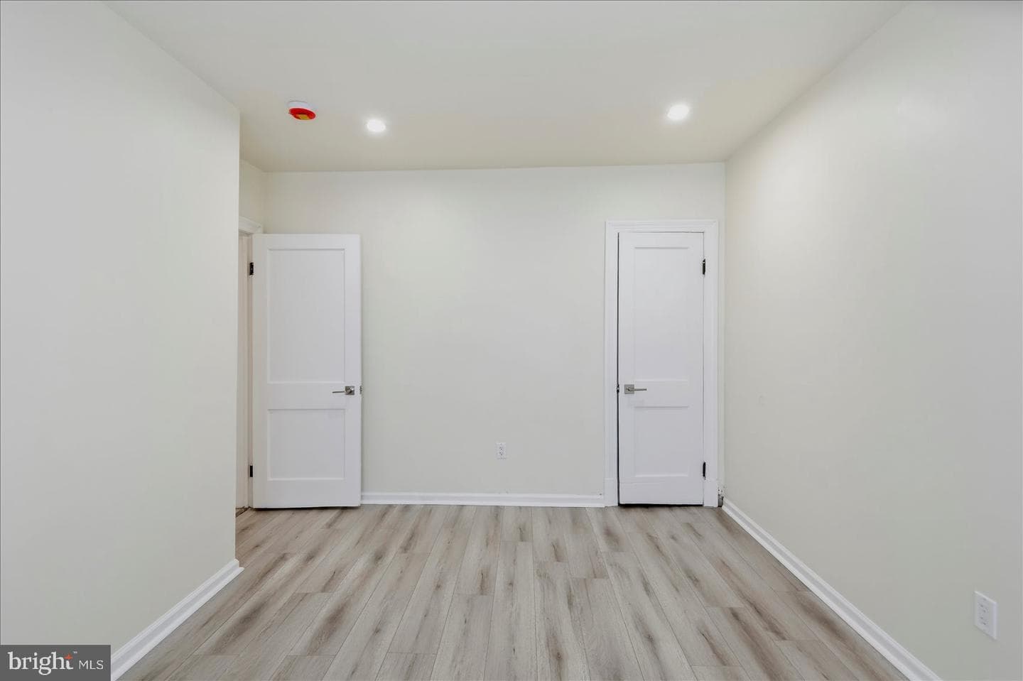 16 S Mount Olivet Lane photo 23