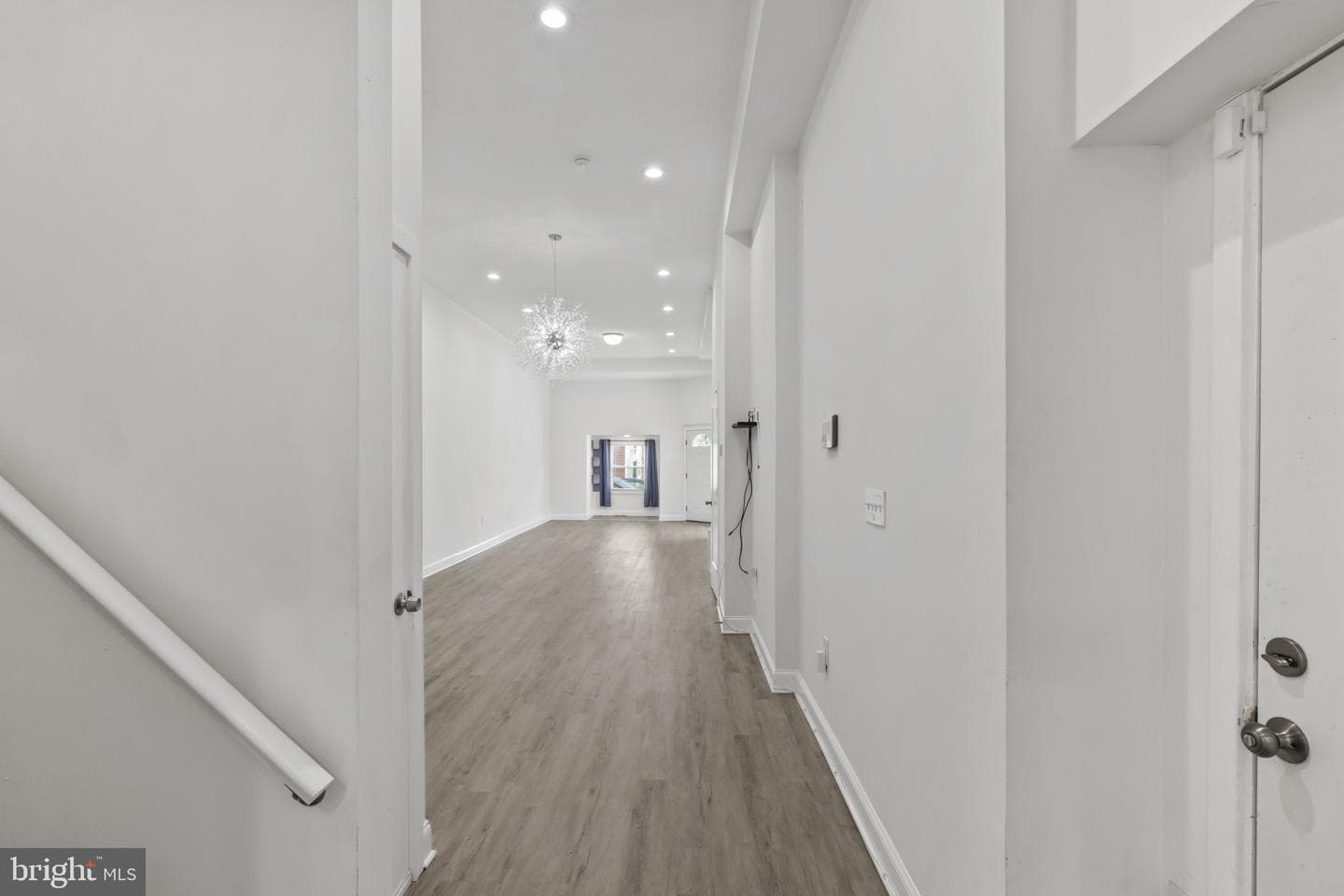 455 E Lorraine Avenue photo 12