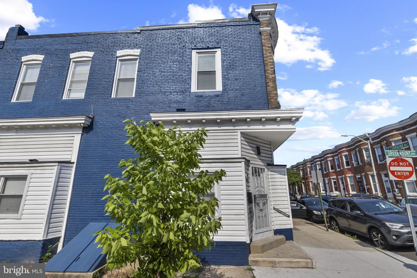 455 E Lorraine Avenue photo 2