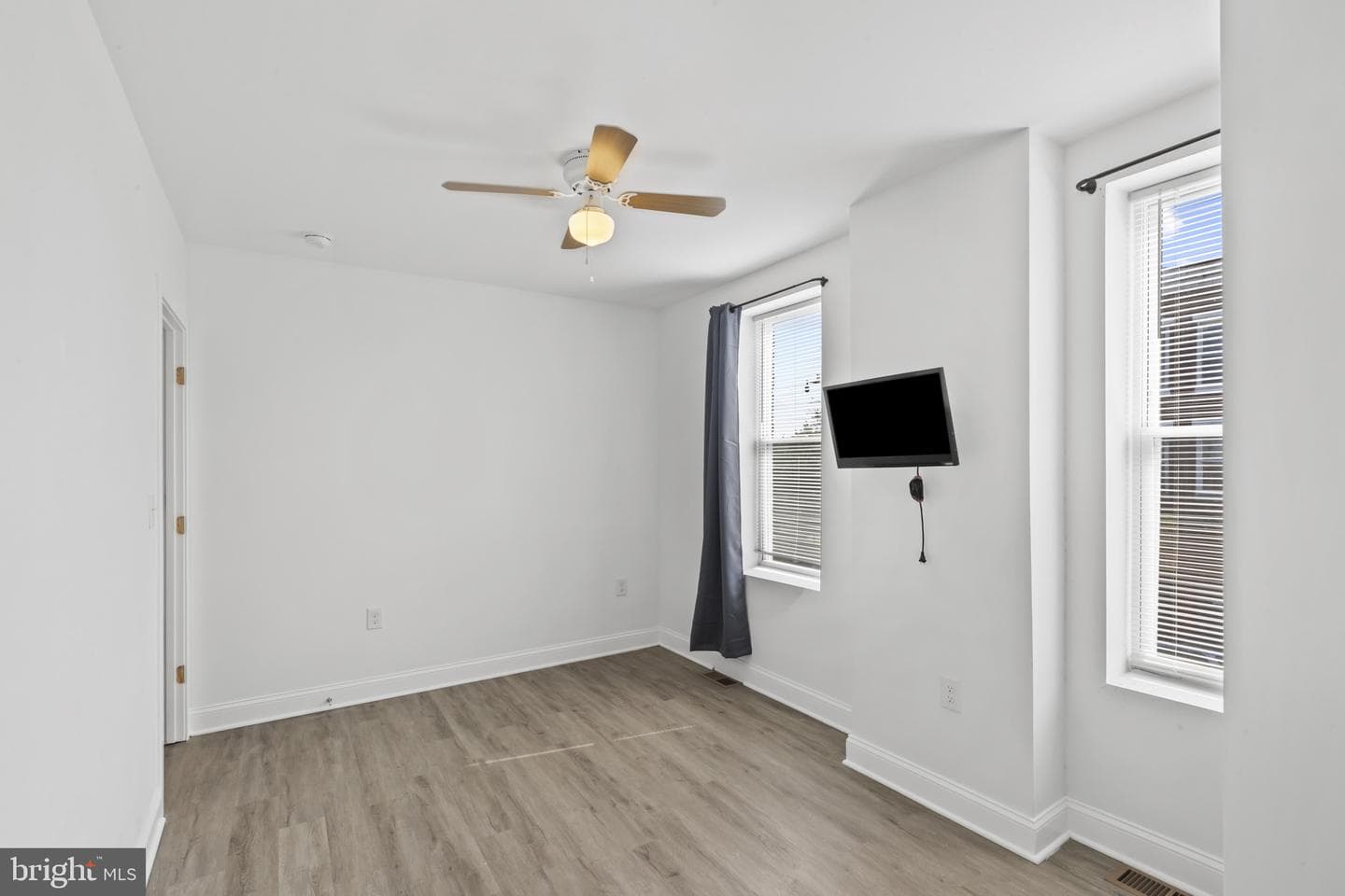 455 E Lorraine Avenue photo 20