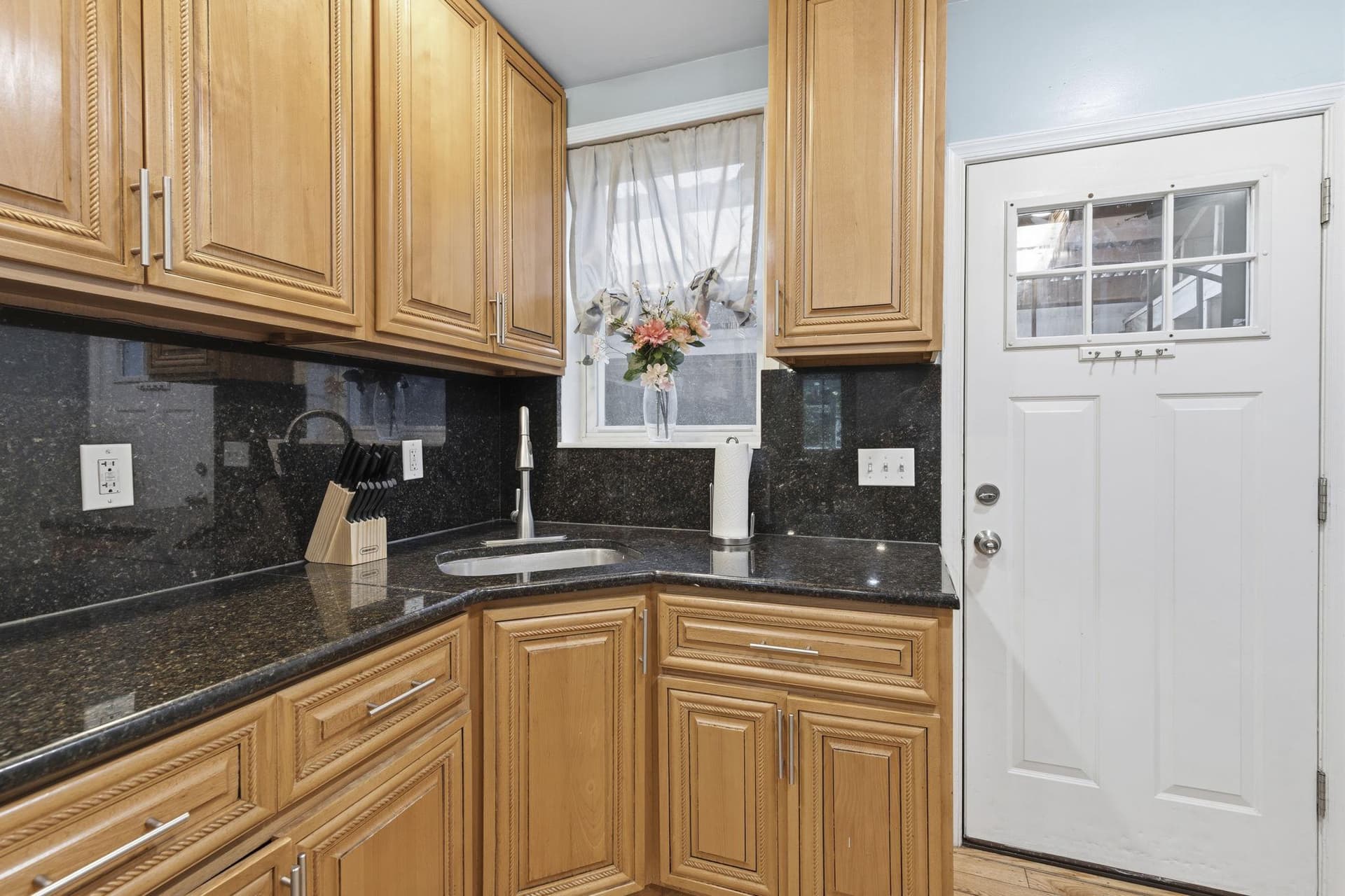 3636 Roberts Place photo 15