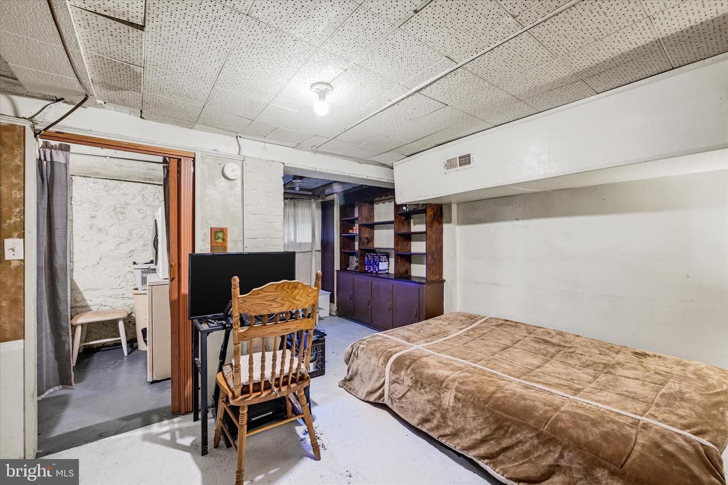 48 N Ellamont Street N photo 19