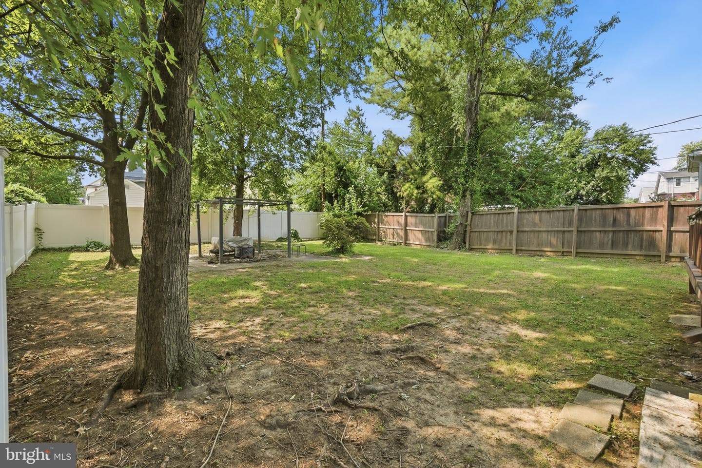 5978 Glenoak Avenue photo 31