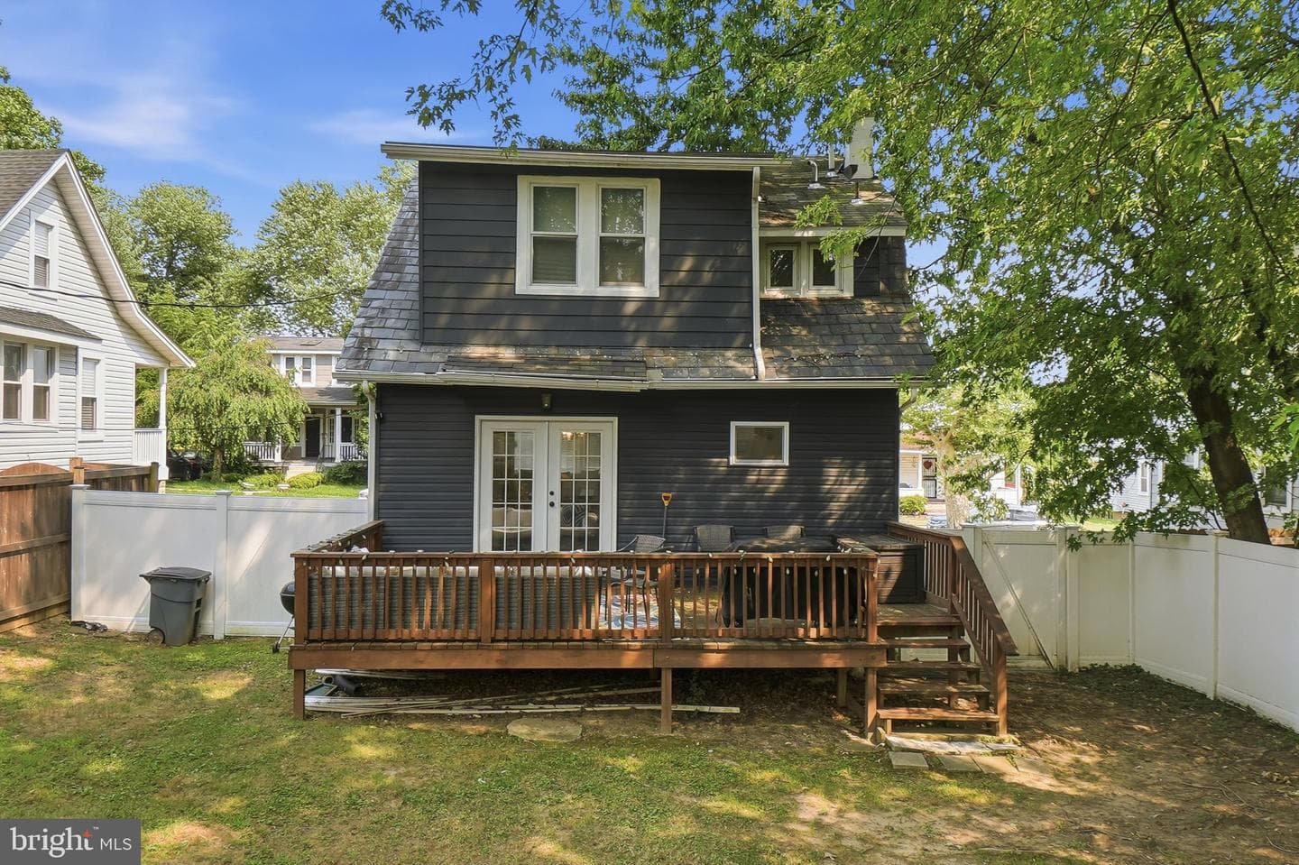 5978 Glenoak Avenue photo 32