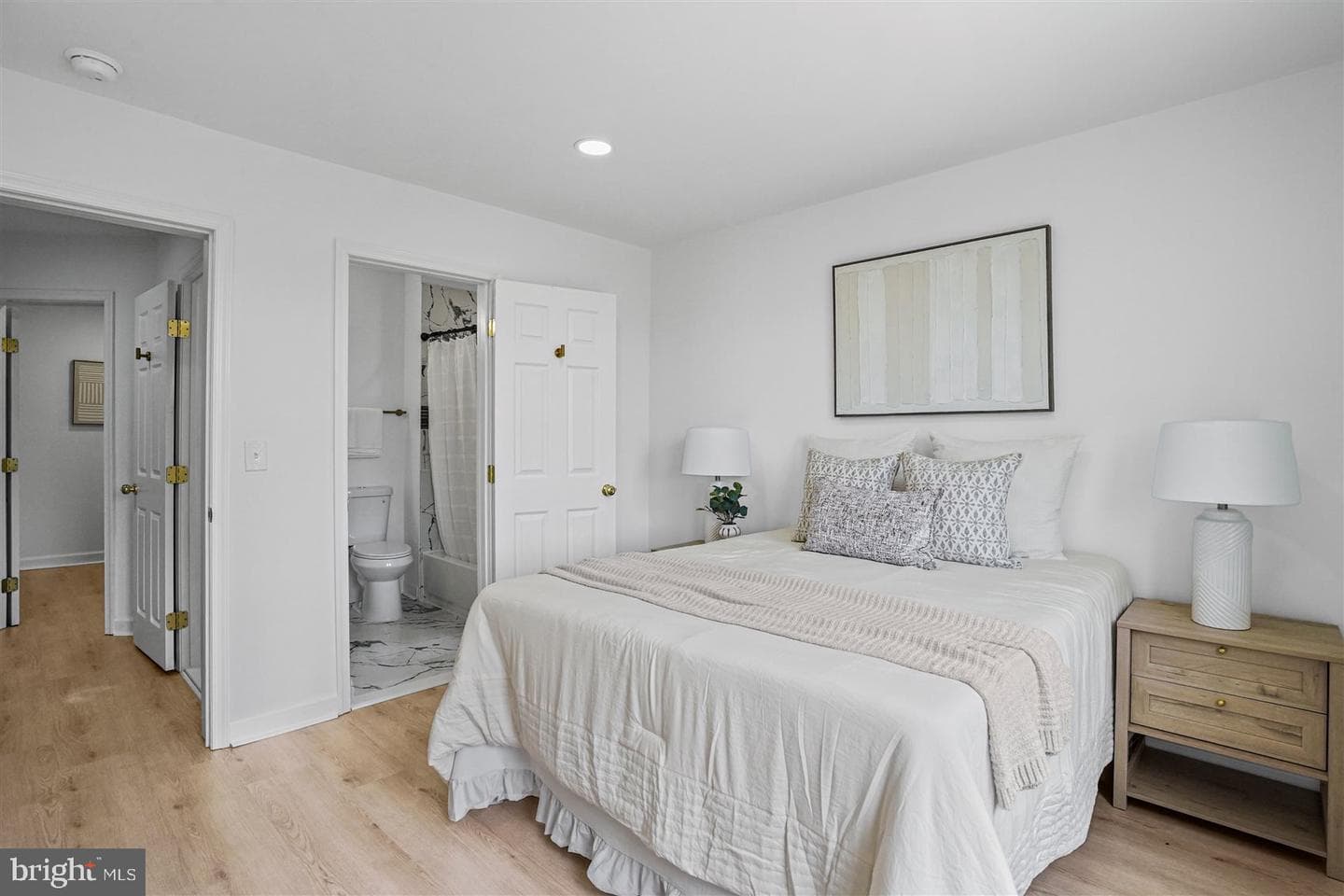 38 N Monastery Avenue photo 23