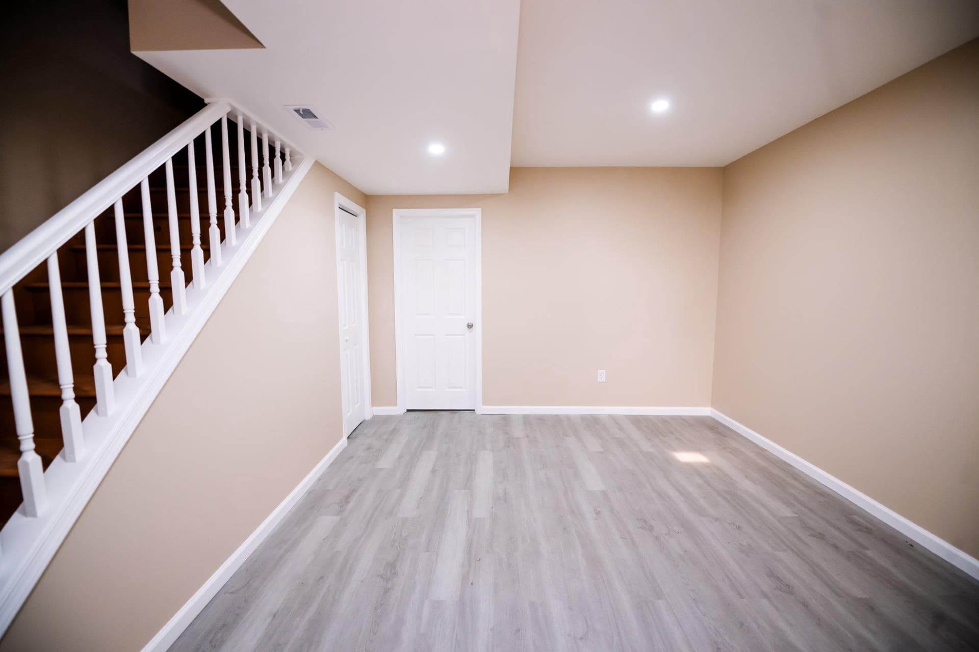 1608 Dundalk Avenue photo 29